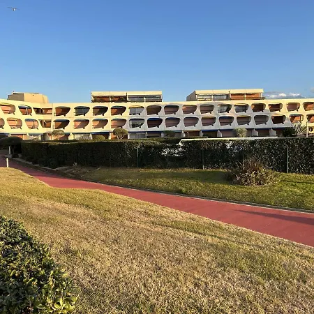 Apartment Familial Avec Piscine Et Parking A Port Camargue - Fr-1-250-234 *