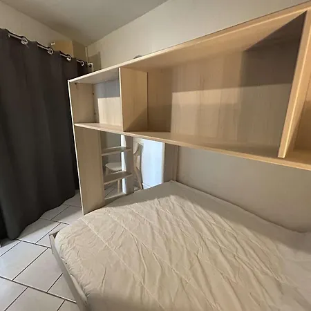 Familial Avec Piscine Et Parking A Port Camargue - Fr-1-250-234 Apartment